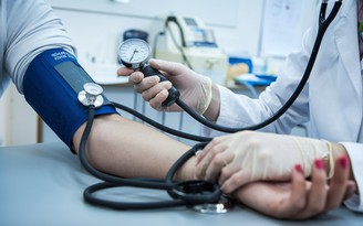 Làm điều này từ tuổi 40 có thể ngăn chặn bệnh thận tiến triển