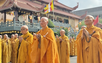 Đức Pháp chủ GHPGVN: 'Thỉnh trái tim Bồ tát Thích Quảng Đức là lời nguyện của tôi'