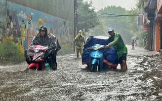 Bắc bộ đang có nhiều trận mưa cường suất lớn, dị thường