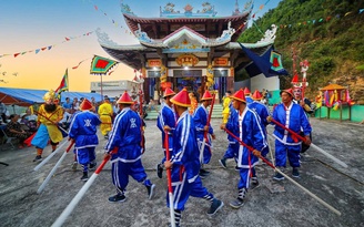 Bảo tồn lễ hội cầu ngư vạn đầm Xương Lý để phát triển du lịch