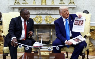 Ông Trump khẩu chiến với Tổng thống Nam Phi Ramaphosa