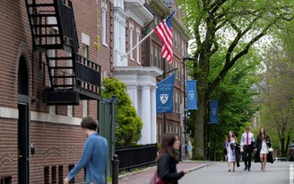 Tổng thống Trump tiết lộ lý do ngừng tuyển sinh viên quốc tế ở Đại học Harvard