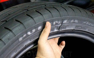 Thành lốp ô tô bị thủng rách, vì sao không nên vá để tiếp tục sử dụng?
