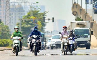 Miền Bắc đón đợt nắng nóng gay gắt đầu tháng 6, Hà Nội nắng 38 độ C