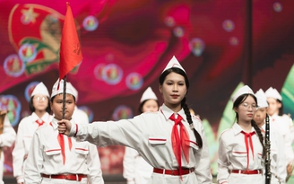 Phát sóng chương trình Giai điệu tự hào 'Khăn quàng thắm vai em'