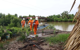 Từ nhập dữ liệu bằng tay đến số hóa 100%