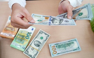 Giá USD hôm nay 5.5.2025: Đô tự do tiếp tục tăng