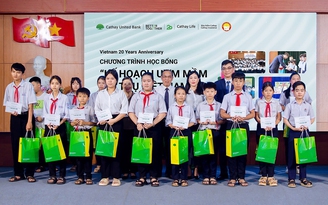 CUBHCM trao học bổng ‘ươm mầm đại thụ’ cho học sinh vượt khó tại Quảng Nam