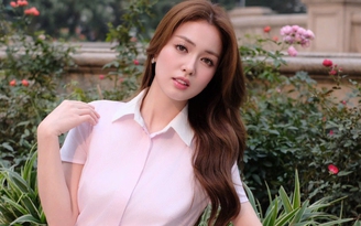 Mặc đẹp suốt mùa hè với váy sơ mi