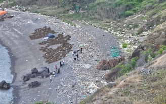 Phát hiện thi thể trôi dạt trên biển Nha Trang