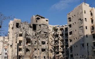 Iran phóng đợt tên lửa mới vào Israel sau khi ông Trump thông báo ngừng bắn