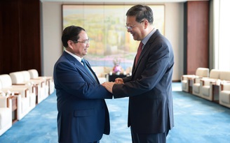 Thủ tướng Phạm Minh Chính hội kiến Bí thư Thành ủy Thượng Hải