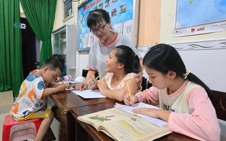 Chuyện tử tế: Lớp học tình thương của cô giáo về hưu