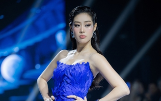 Hoa hậu Khánh Vân gợi cảm tái xuất sàn diễn sau khi kết hôn