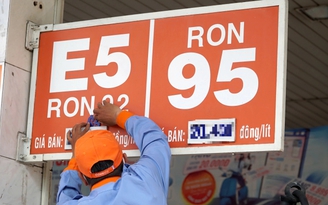 Giá xăng dầu hôm nay 11.7.2025: Đảo chiều giảm mạnh trước chính sách thuế quan Mỹ