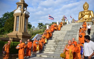 Thái Lan công bố sao kê: các chùa có 12,65 tỉ USD trong tài khoản