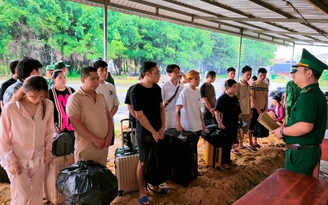 Tây Ninh: Phát hiện nhiều trường hợp có tiền án trong nhóm người bị Campuchia trao trả