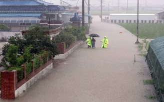 Mưa lớn chết người ở Hàn Quốc, Pakistan