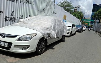Chiếm hẻm để đậu xe