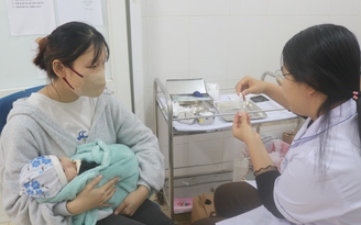 Còn 27.000 trẻ em chưa được tiêm chủng mũi 1 vắc xin sởi