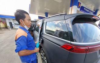 Giá xăng dầu hôm nay 8.7.2025: Quay đầu giảm sau thông tin thuế đối ứng