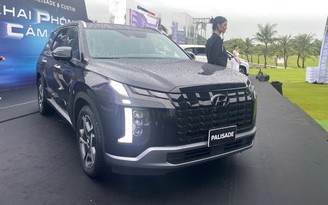 SUV lớn nhất của Hyundai tại Việt Nam giảm 240 triệu, giá ngang Ford Everest