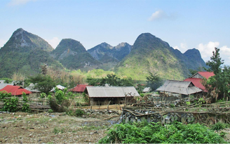 Chàng sinh viên H’Mông làm phụ hồ nuôi mơ ước thoát nghèo