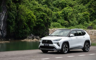 Toyota trở thành hãng xe 'ngoại' bán chạy nhất Việt Nam nửa đầu năm 2025