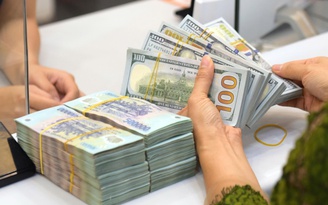 Lãi suất tiền đồng liên ngân hàng tăng gần gấp đôi