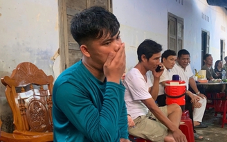 Tai nạn trên cao tốc Quy Nhơn - Chí Thạnh: Xóm nhỏ tiễn đưa người cha 'gà trống nuôi con'