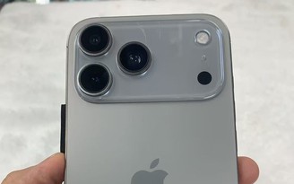 Xuất hiện iPhone 17 Pro chạy… Android