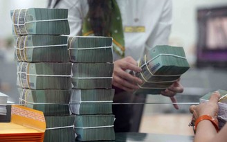 Tiền ra mạnh, làm sao ngăn lạm phát?