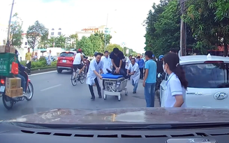 Bị điện giật tại công trường gần bệnh viện, 2 công nhân may mắn được cứu sống