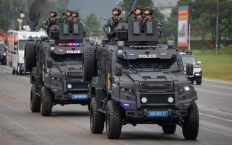 Ngắm dàn xe bọc thép, xe chống khủng bố của công an tham gia diễu binh A80