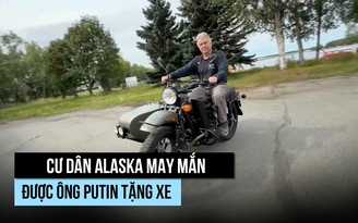 Cư dân Alaska bất ngờ được Tổng thống Putin tặng mô tô