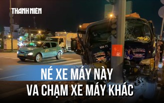 Xe tải nát đầu, xe máy biến dạng sau tai nạn đường Phạm Văn Đồng