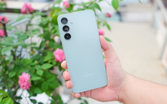 Samsung sắp cung cấp bộ sạc đi kèm điện thoại Galaxy?