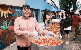 Lan tỏa trên mạng xã hội: Nồi canh chua 'siêu tôm' dành cho bệnh nhân