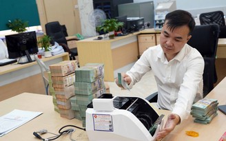 Lãi suất tiền đồng liên ngân hàng tăng cao