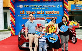 16 năm dùng yến sào, người phụ nữ ở TP.HCM bất ngờ trúng thưởng ô tô