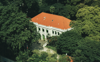 Dinh thự Pháp hơn 150 năm tuổi ở phường Sài Gòn: Vẻ đẹp cổ kính hiếm có