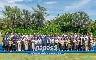 NAPAS vinh danh các đơn vị trung gian thanh toán tại Hội nghị khách hàng 2025