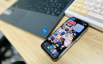 Apple chặn hạ cấp về iOS 18 đối với người dùng 'lỡ' lên iOS 26