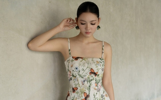Những chiếc váy hoa, đầm họa tiết tuyệt đẹp không thể thiếu ngày đầu thu