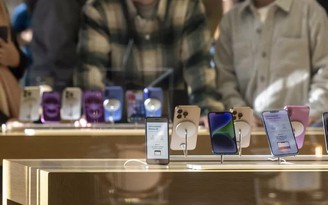 Người dùng 'sập bẫy' trước chiêu trò buộc nâng cấp iPhone của Apple