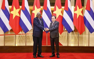 Việt Nam sẵn sàng chia sẻ kinh nghiệm đổi mới, hội nhập quốc tế với Cuba