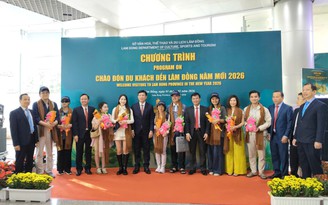 Chuyến bay đầu năm đưa 250 du khách đến Đà Lạt