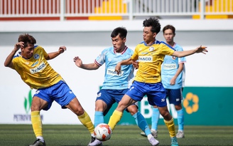 Trường ĐH Văn Hiến - Trường ĐH Công nghệ Sài Gòn: Thể hiện sức mạnh tại TNSV THACO cup 2026