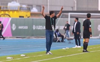 HLV Kim Sang-sik mỗi trận một ‘ý tưởng’ cực khác, U.23 Ả Rập Xê Út không biết đâu mà lần