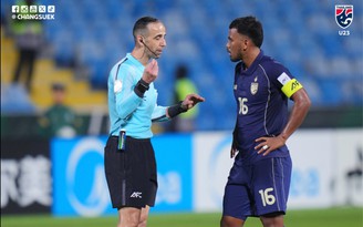 U.23 Thái Lan thoát cảnh về sớm, Madam Pang nói câu khó hiểu: 'Tôi bối rối...'